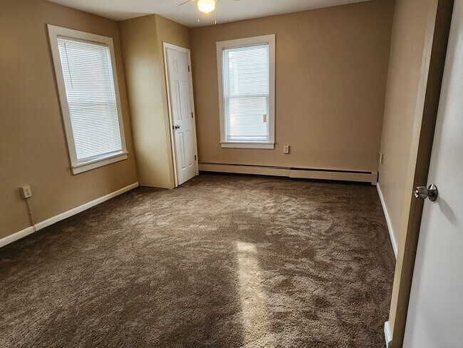 property at 31 Merchants Ave