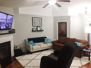 1729 Shellfish Dr in Navarre, FL - Building Photo - Building Photo