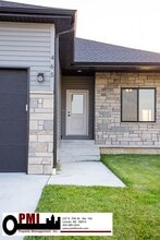 465 Half Moon Dr in Lincoln, NE - Building Photo - Building Photo