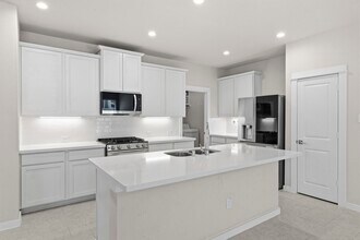 33130 School Hl Rd in Fulshear, TX - Building Photo - Building Photo