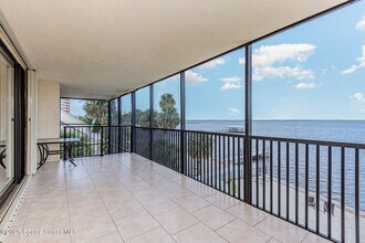 525 Indian River Ave in Titusville, FL - Building Photo - Building Photo