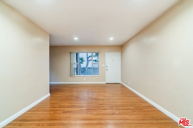 1453 Butler Ave in Los Angeles, CA - Building Photo - Building Photo