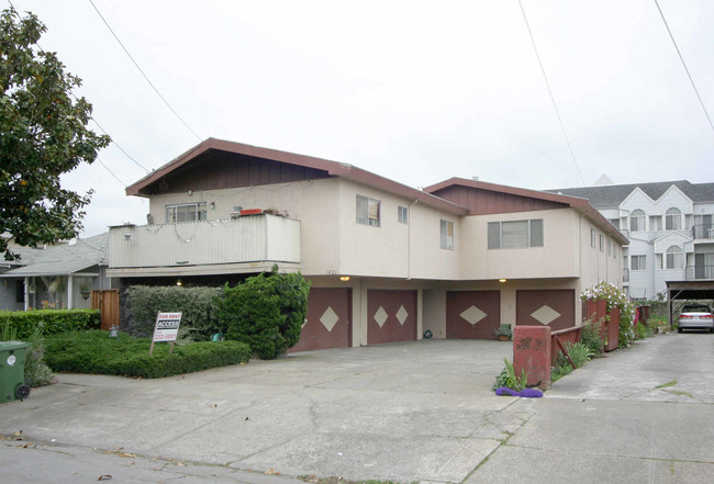 1421 Liberty St in El Cerrito, CA - Building Photo - Building Photo