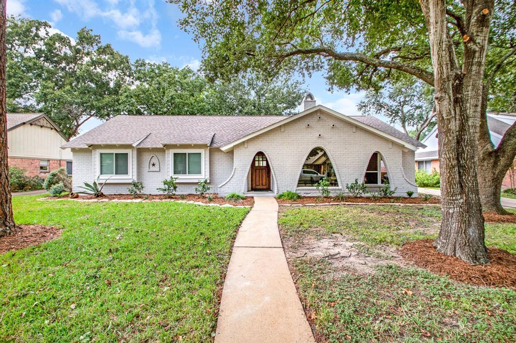 2415 Lexford Ln in Houston, TX - Foto de edificio