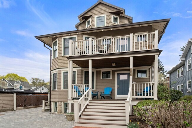 property at 136 Appleton St