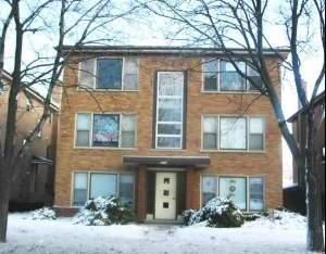9215 S Pulaski Rd in Evergreen Park, IL - Building Photo