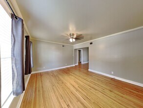 3551 W 4th St in Fort Worth, TX - Building Photo - Building Photo