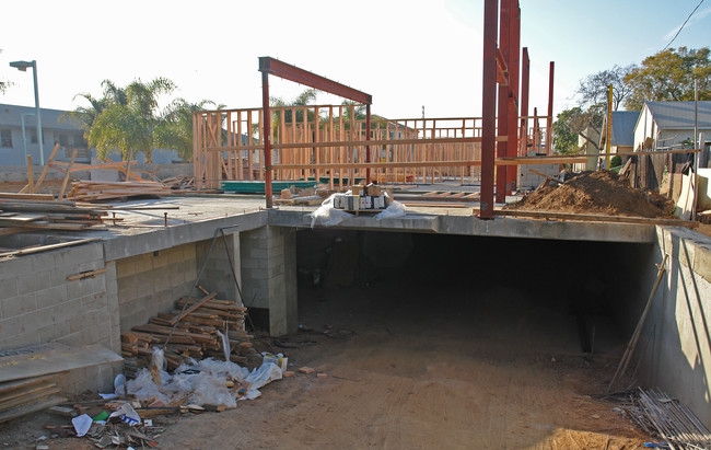 Virginia Townhomes in Santa Monica, CA - Building Photo - Building Photo