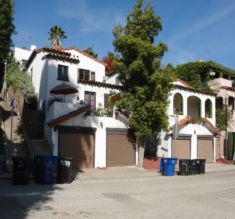 935-939 N Vendome St in Los Angeles, CA - Building Photo