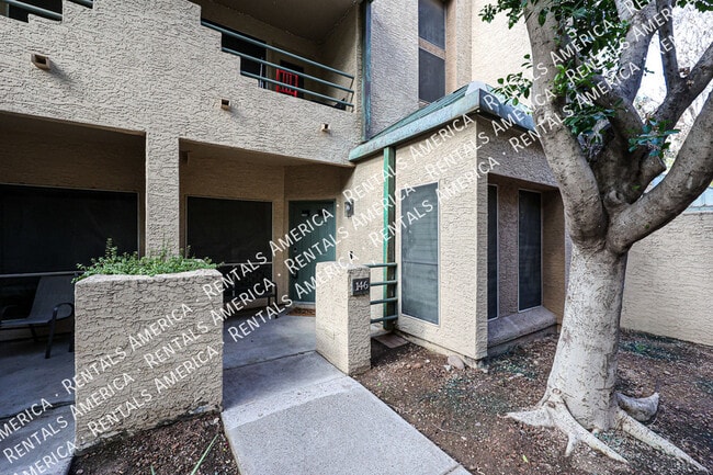 101 N 7th St in Phoenix, AZ - Building Photo - Building Photo