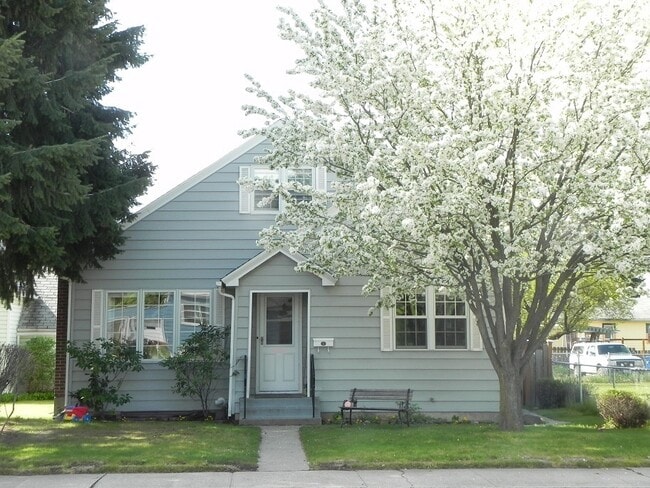 property at 315 Strand Ave