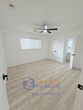 9417 Merle St in Houston, TX - Building Photo - Building Photo