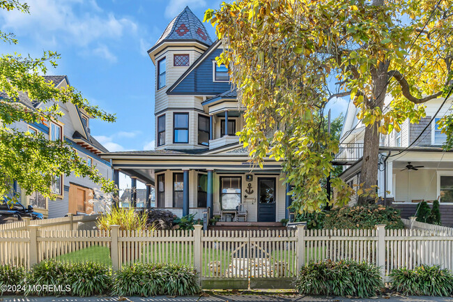 602 3rd Ave in Asbury Park, NJ - Foto de edificio - Building Photo