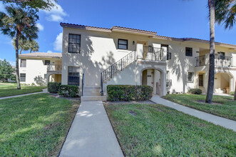 2600 Greenwood Terrace in Boca Raton, FL - Building Photo - Building Photo