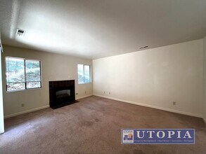 143 Torrey Pine Terrace in Santa Cruz, CA - Building Photo - Building Photo