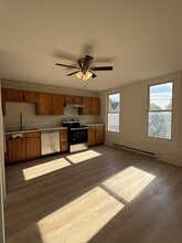 424 Beaver St, Unit Apt. 2 in Beaver, PA - Building Photo - Building Photo