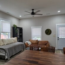 402 E Walnut St in Ozark, MO - Building Photo - Building Photo