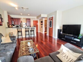533 Cambridge St in Boston, MA - Building Photo - Building Photo