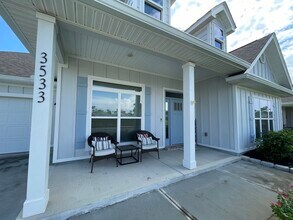 3533 Sailfish Dr in Gulf Breeze, FL - Foto de edificio - Building Photo
