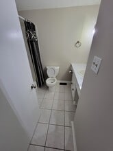 13140 Penndale Ln in Fairfax, VA - Building Photo - Building Photo