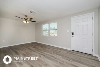 5040 Valimor Dr in Holiday, FL - Building Photo - Building Photo