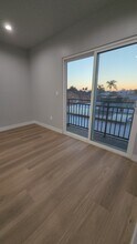 2401 Redondo Blvd in Los Angeles, CA - Building Photo - Building Photo