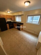 1822 Monroe St, Unit 1E in Evanston, IL - Building Photo - Building Photo