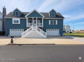 1825 Boat Point Dr in Point Pleasant, NJ - Building Photo