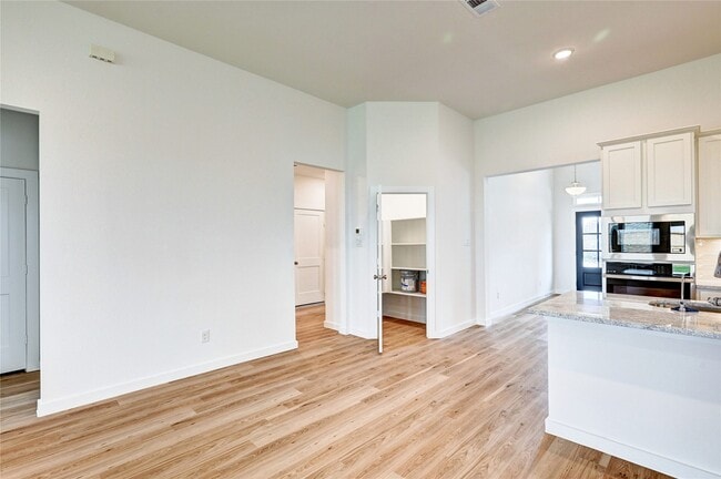 property at 8403 Oceanmist Cv Dr