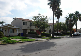 3633 Marlborough Ave in San Diego, CA - Building Photo - Building Photo