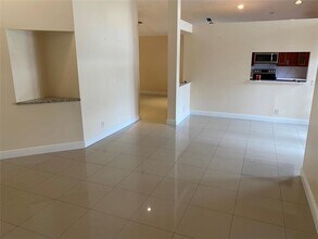 767 Stanton Dr in Weston, FL - Building Photo - Building Photo