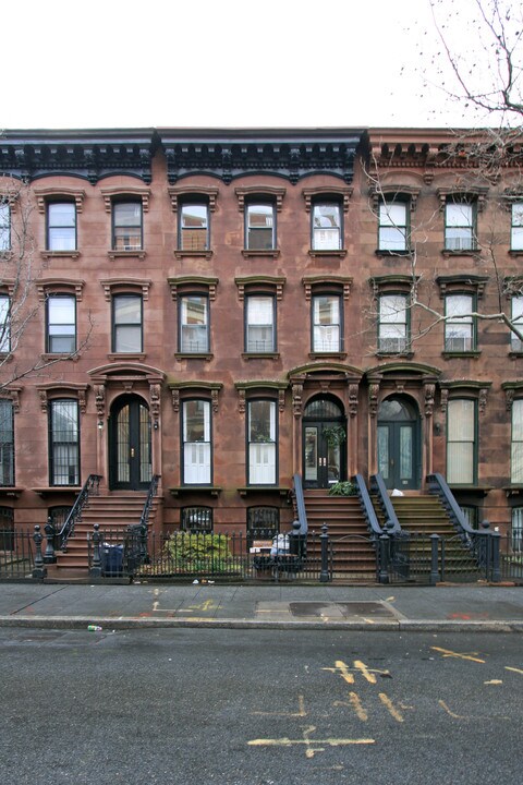 68 Greene Ave in Brooklyn, NY - Foto de edificio