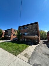1254 Fennell Av E in Hamilton, ON - Building Photo - Building Photo