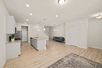 940 Robbie Jackson Ln in Fuquay Varina, NC - Building Photo - Building Photo