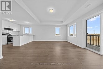 110 Parnian Private in Ottawa, ON - Building Photo - Building Photo