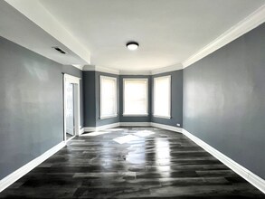 6630 S Rhodes Ave in Chicago, IL - Building Photo - Building Photo