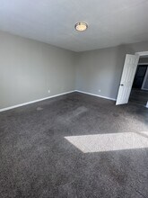 7100 Lawn Ave in Cleveland, OH - Building Photo - Building Photo