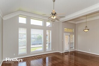 5 Peach Tree Ct in Jersey Village, TX - Building Photo - Building Photo