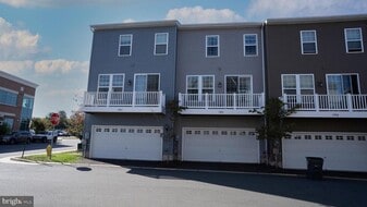 13804 Litespeed Way in Gainesville, VA - Building Photo