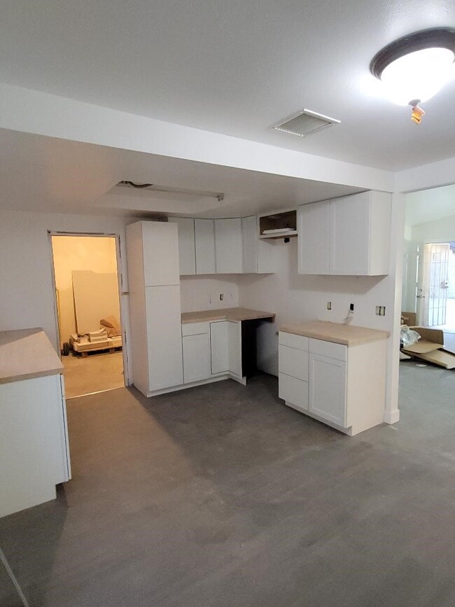 6403 Balboa Ave, Unit B in Yucca Valley, CA - Building Photo - Building Photo