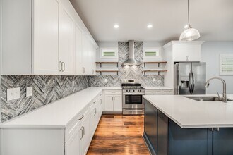 1431 Meridian St in Nashville, TN - Building Photo - Building Photo