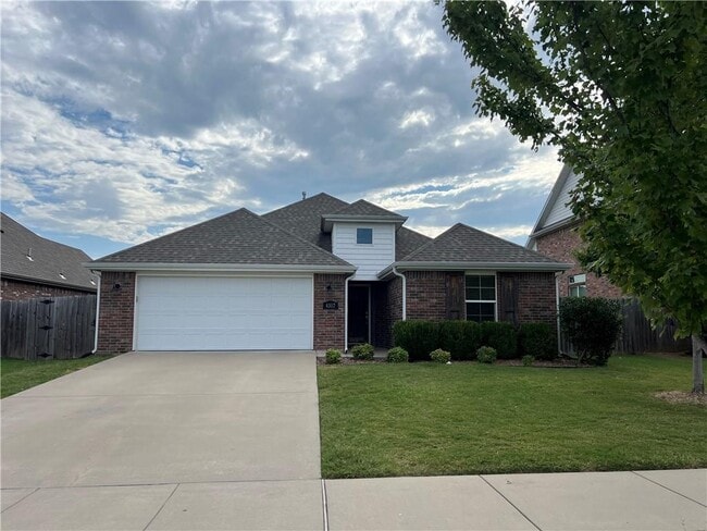 property at 4307 SW Eggersway Pl