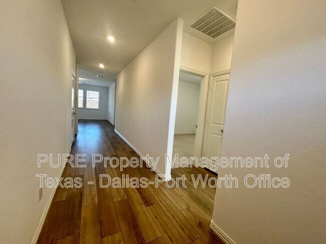 2113 Donker Dr in Royse City, TX - Building Photo - Building Photo