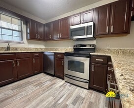 263 Shalimar Dr in Shalimar, FL - Building Photo - Building Photo