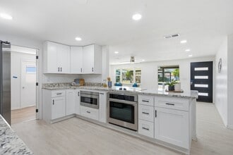 613 N Highview Ter in Brandon, FL - Building Photo - Building Photo