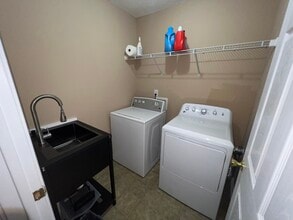 4667 Derby Loop in Fairburn, GA - Building Photo - Building Photo