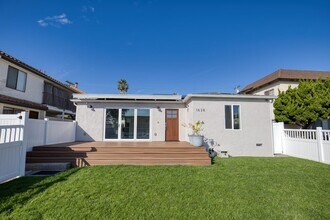 1628 Thomas Ave in San Diego, CA - Building Photo - Building Photo