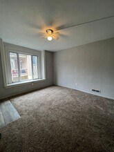 1430 Jersey Ridge Rd-Unit -1430 -Lower in Davenport, IA - Building Photo - Building Photo