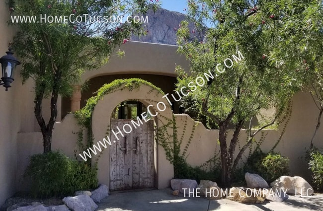 1621 E Crimson Canyon Pl in Tucson, AZ - Building Photo - Building Photo