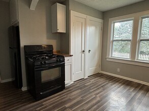 1401 N Gladstone Ave in Indianapolis, IN - Building Photo - Building Photo